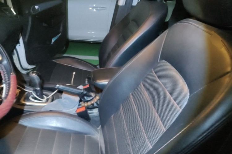 Used Karry K60 2017 1.5L Manual Flagship Model Left Front Seat
