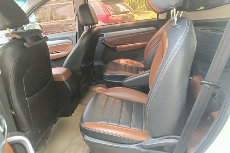 Used Karry K60 2017 1.5L Automatic Flagship Model Left Rear Seat