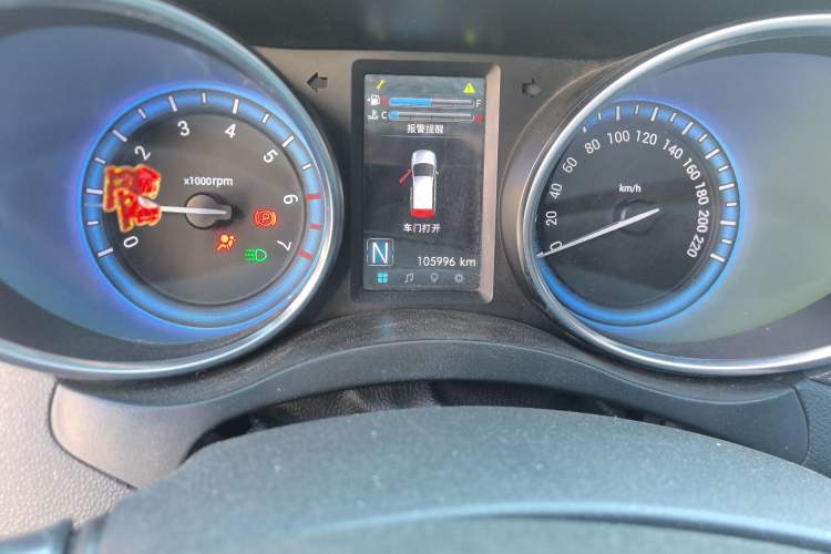 Used Karry K60 2017 1.5L Automatic Flagship Model Odometer Close Up
