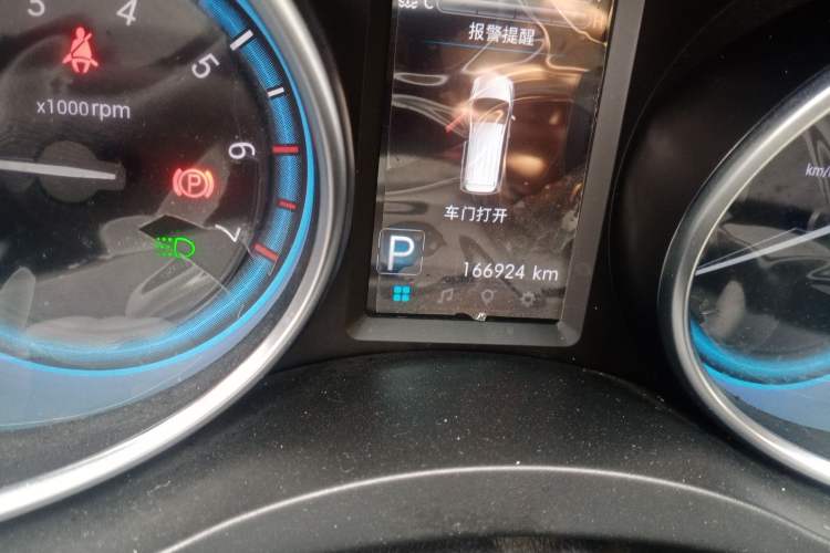 Used Karry K60 2017 1.5L Automatic Flagship Model Odometer Close Up