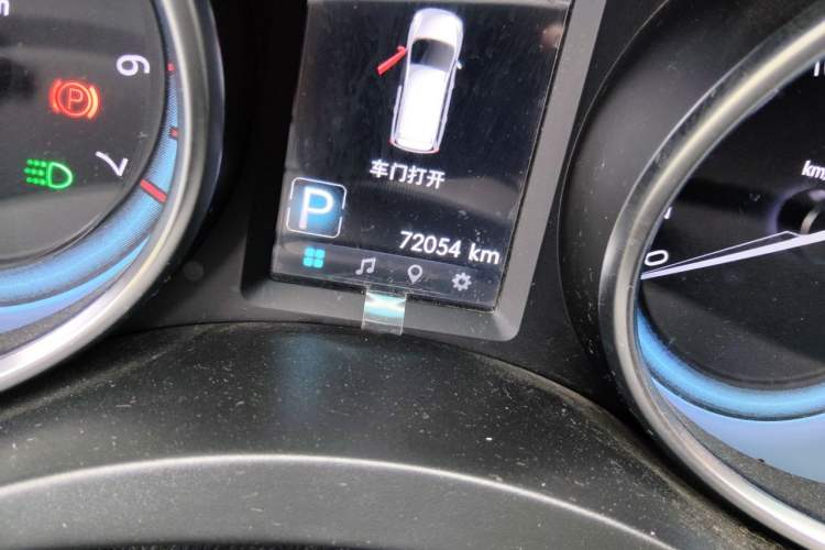 Used Karry K60 2017 1.5L Automatic Luxury Model Odometer Close Up