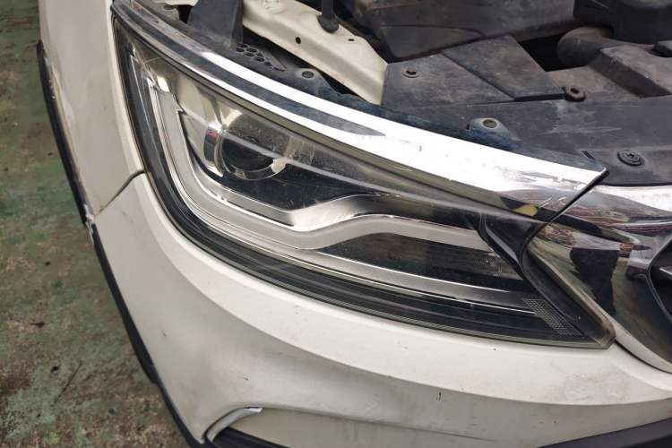 Used Karry K60 2017 1.5L Manual Luxury Model Right Front Headlight