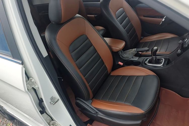 Used Karry K60 2017 1.5L Manual Flagship Model Right Front Seat