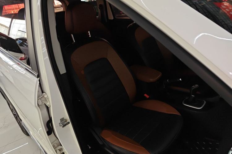 Used Karry K60 2017 1.5L Manual Flagship Model Right Front Seat