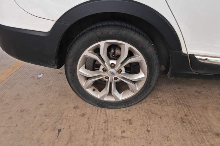 Used Karry K60 2017 1.5L Automatic Luxury Model Right Rear Wheel Hub