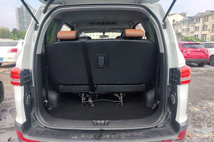 Used Karry K60 2017 1.5L Manual Flagship Model Trunk