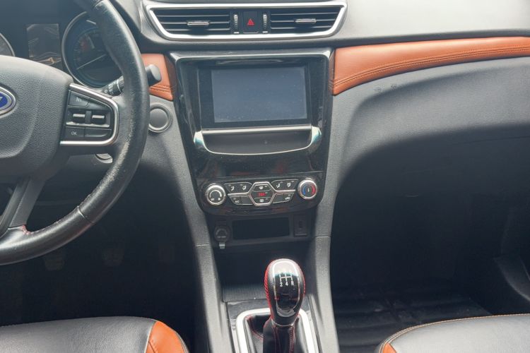 Used Karry K60 2018 1.5L Manual ESP Version Audio And AC Panel