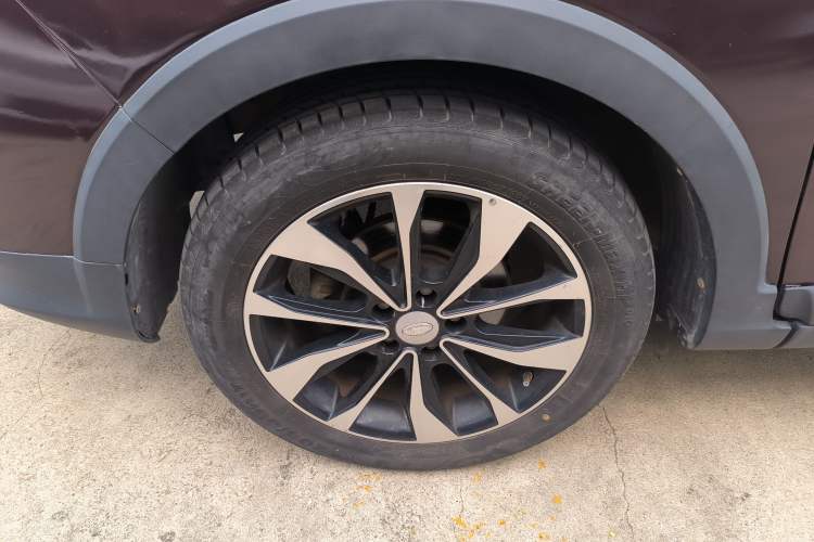 Used Karry K60 2018 1.5L Manual Sunroof Version Left Front Wheel Hub