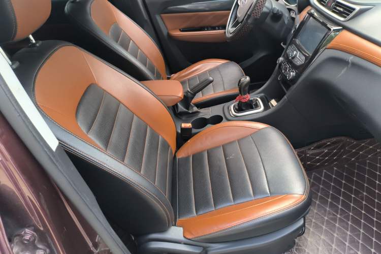 Used Karry K60 2018 1.5L Manual Sunroof Version Right Front Seat