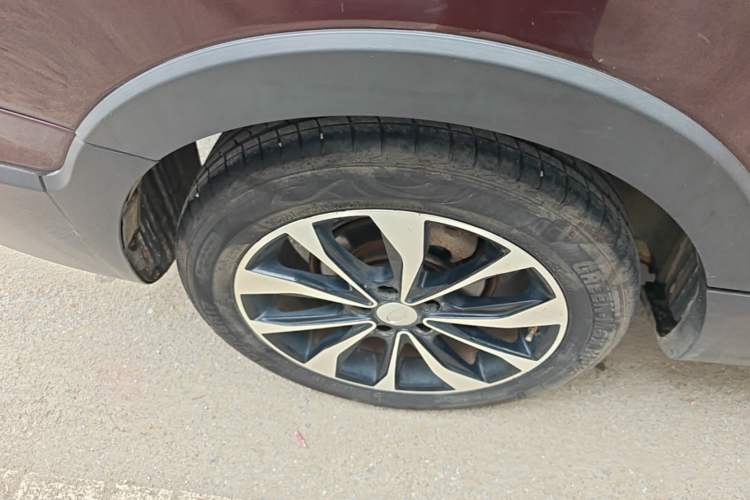 Used Karry K60 2018 1.5L Automatic with Sunroof Right Rear Wheel Hub