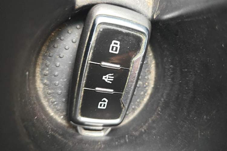 Used Karry K60 2018 1.5L Automatic with Sunroof Vehicle Key