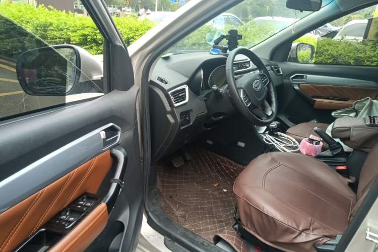 Used Karry K60 2018 1.5L Automatic Luxury Model Driver Seat