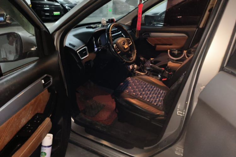 Used Karry K60 2018 1.5L Manual Flagship Edition Driver Seat