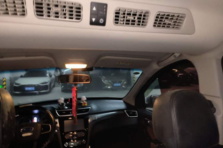 Used Karry K60 2018 1.5L Manual Flagship Edition Headliner