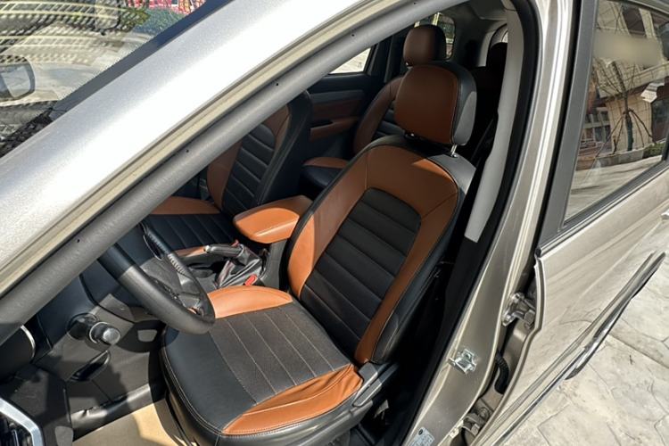 Used Karry K60 2018 1.5L Automatic Luxury Model Interior 3