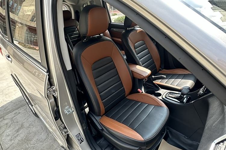 Used Karry K60 2018 1.5L Automatic Luxury Model Interior 4