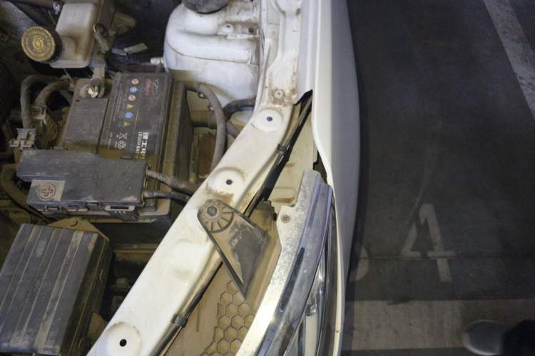 Used Karry K60  Engine Bay Left