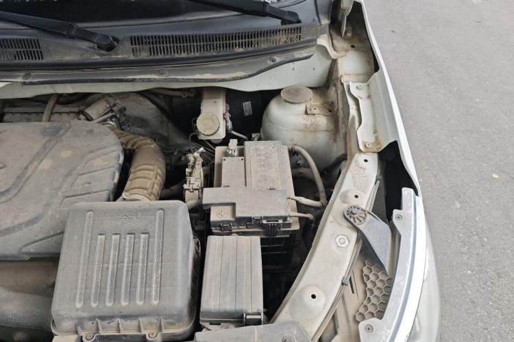 Used Karry K60 2018 1.5L Automatic Luxury Model Engine Bay Left