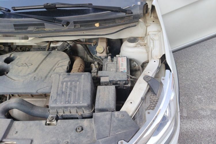Used Karry K60 2018 1.5L Automatic Luxury Model Engine Bay Left