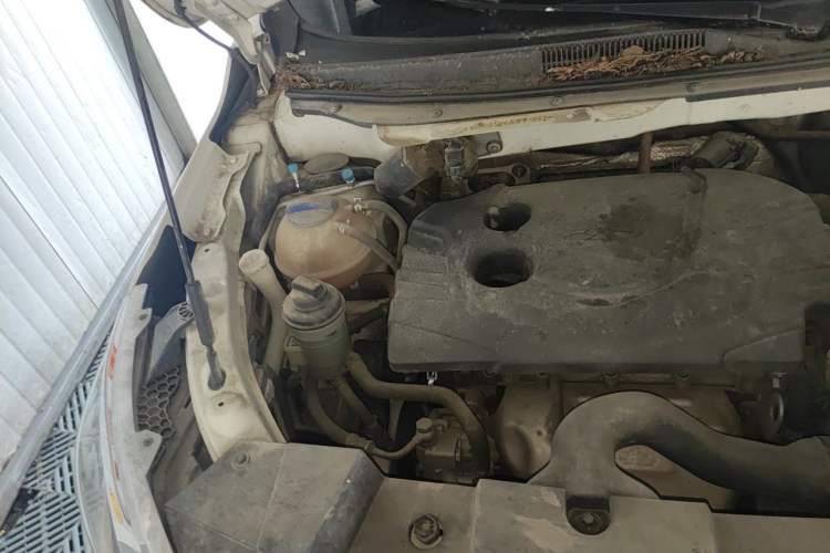Used Karry K60  Engine Bay Right