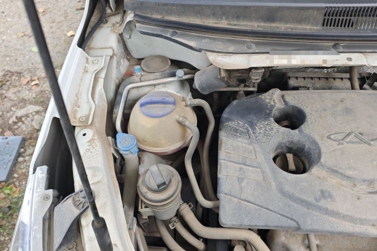 Used Karry K60 2018 1.5L Automatic Luxury Model Engine Bay Right