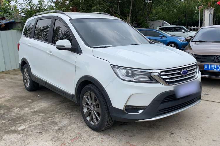 Used Karry K60 2018 1.5T Manual Luxury Model Front Right 45 Deg