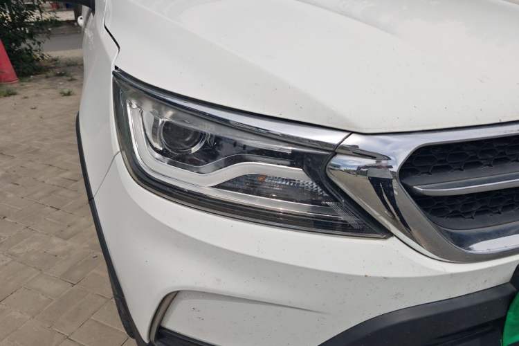 Used Karry K60 2018 1.5L Automatic Luxury Model Right Front Headlight