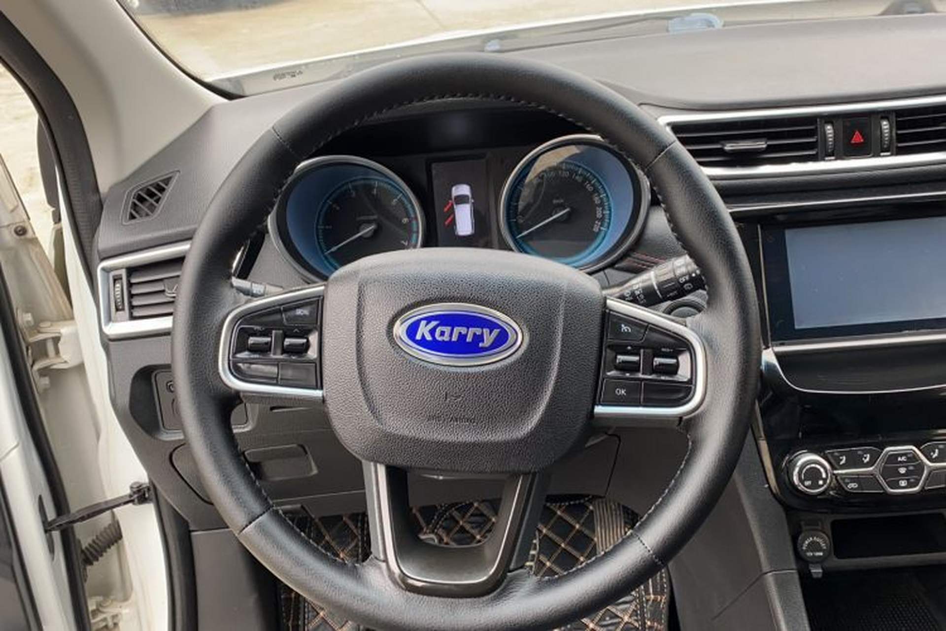 Used Karry K60 2018 1.5T Manual Luxury Model Steering Wheel