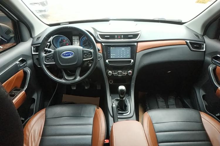 Used Karry K60 2018 1.5T Manual Luxury Model Center Console