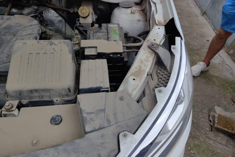 Used Karry K60  Engine Bay Left
