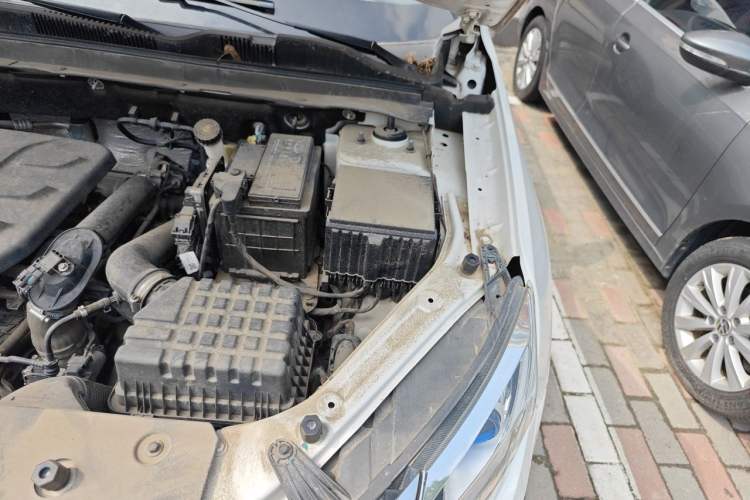 Used Karry K60  Engine Bay Left
