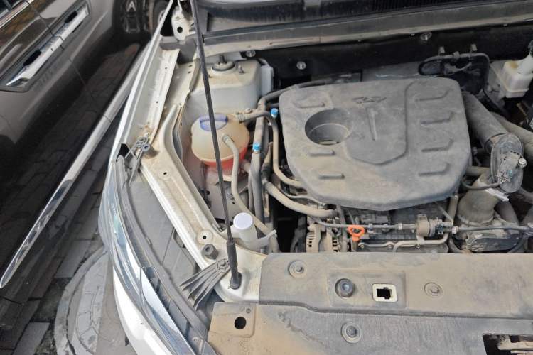 Used Karry K60  Engine Bay Right