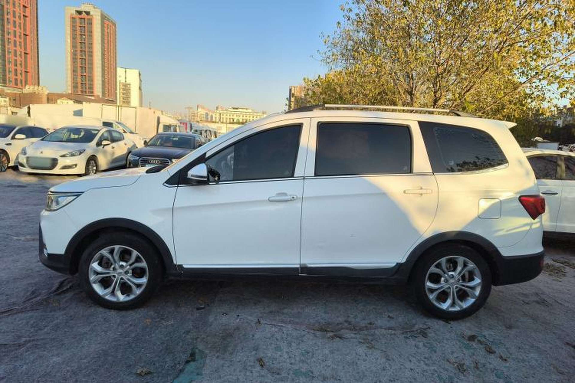 Used Karry K60 2019 K60S 1.5L Manual Flagship Model Exterior 3