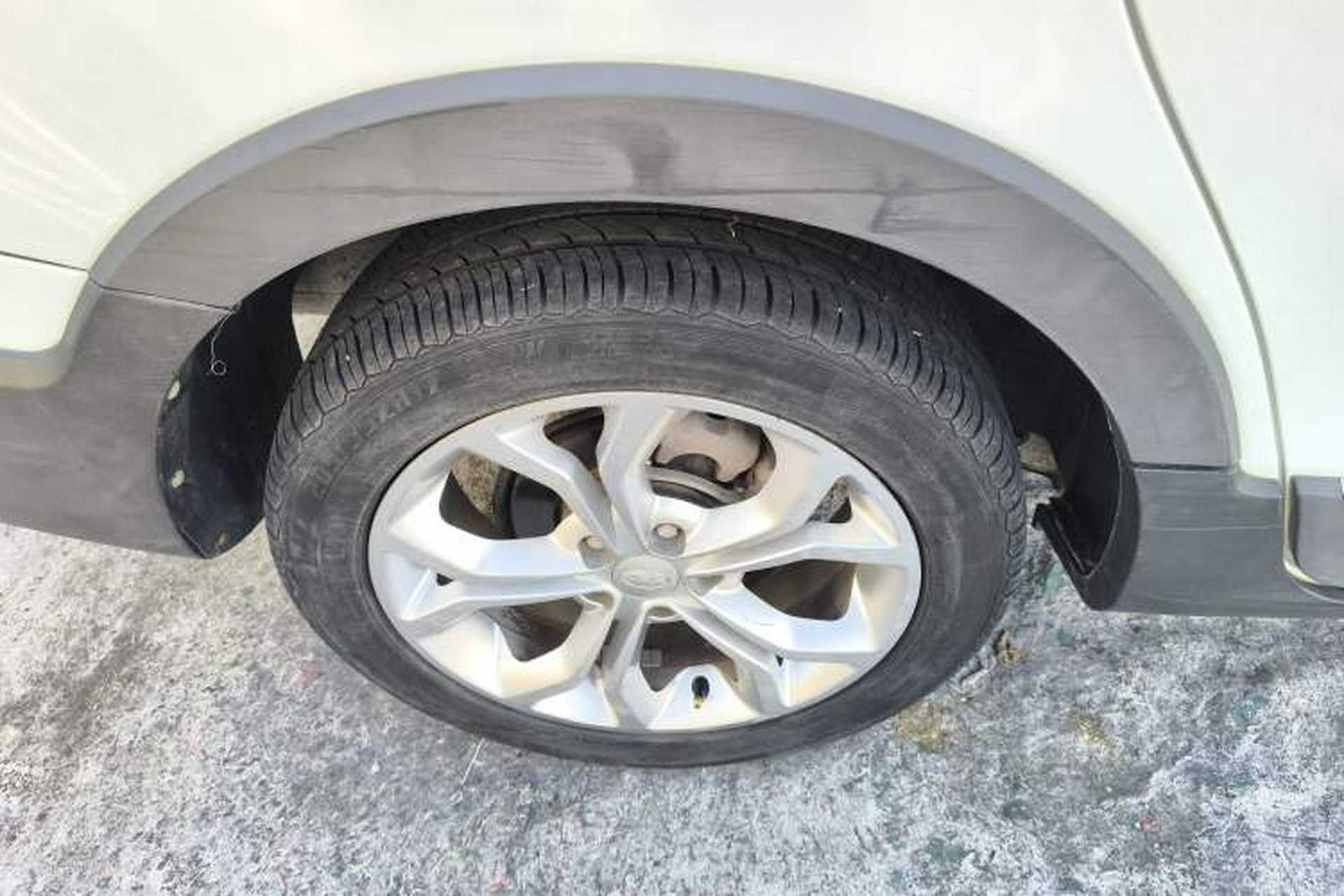 Used Karry K60 2019 K60S 1.5L Manual Flagship Model Exterior 8