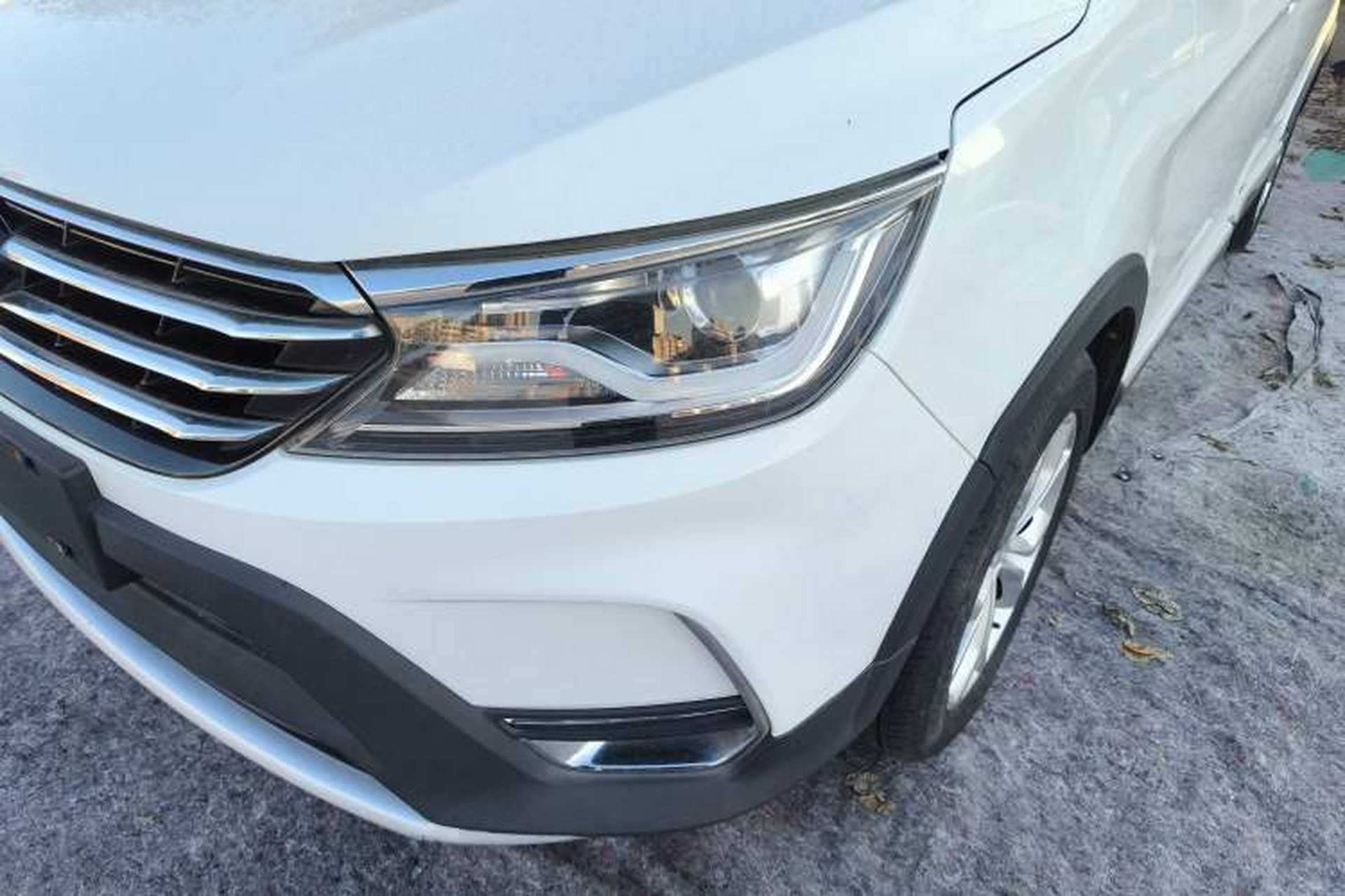 Used Karry K60 2019 K60S 1.5L Manual Flagship Model Left Front Headlight