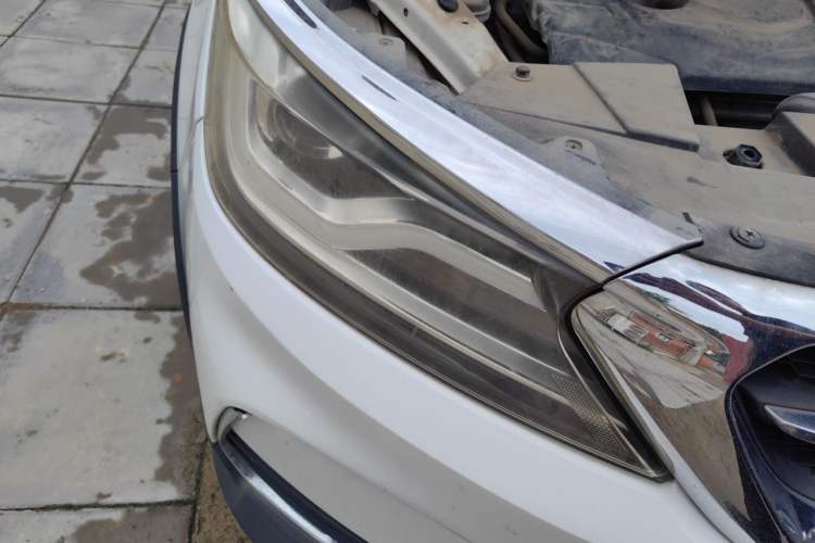 Used Karry K60  Right Front Headlight