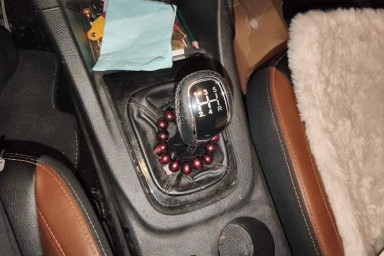 Used Karry K60 2020 1.5T Manual Luxury Version Gear Lever