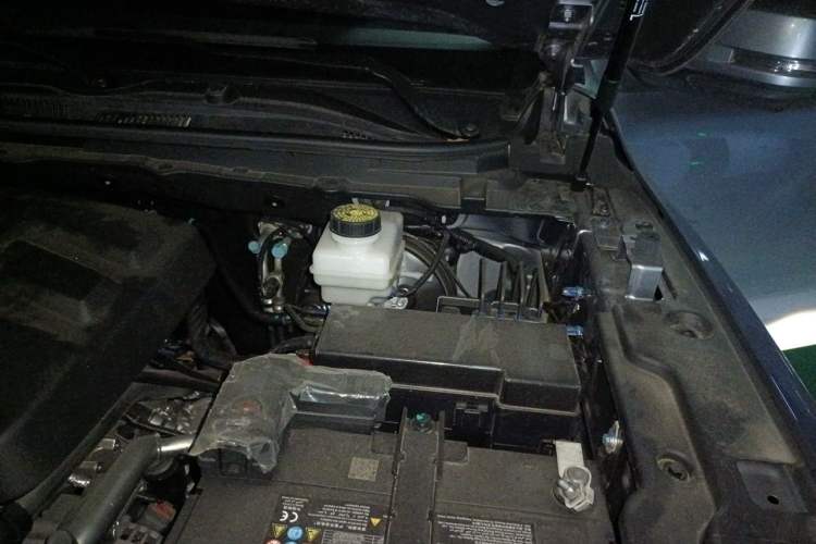 Used Karry K60  Engine Bay Left