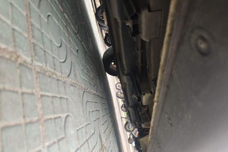 Used Karry K60EV 2018 V-Series Model Chassis Front Left