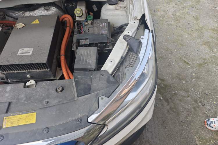Used Karry K60EV 2018 Luxury Edition Engine Bay Left