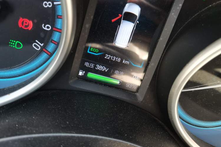 Used Karry K60EV 2018 Luxury Edition Odometer Close Up