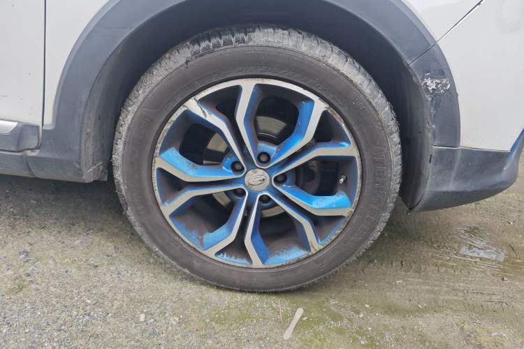 Used Karry K60EV 2018 Luxury Edition Right Front Wheel Hub