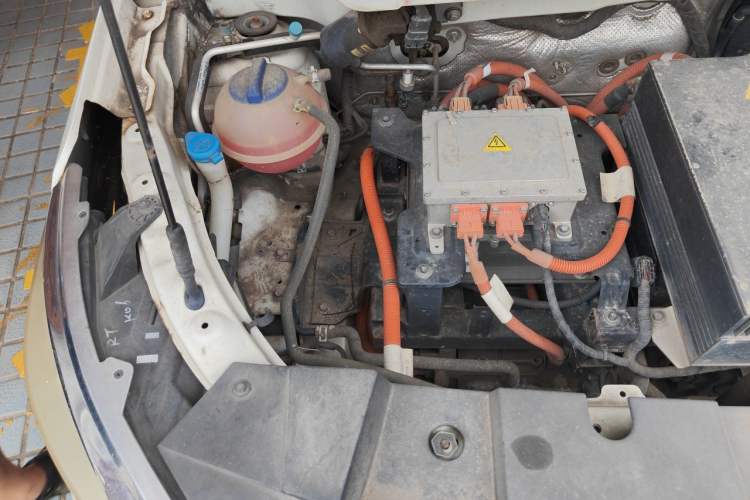 Used Karry K60EV 2019 351 Luxury Version Engine Bay Right