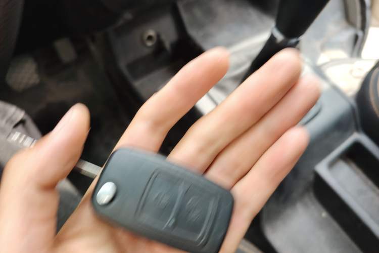 Used Karry X6 2022 1.6L Standard Single-Row Crew Cab DAM16KR Vehicle Key