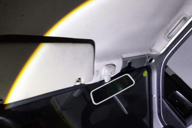 Used Karry Xiaoxiang EV 2023 Panel Van Luxury Version 55.7 kWh Headliner