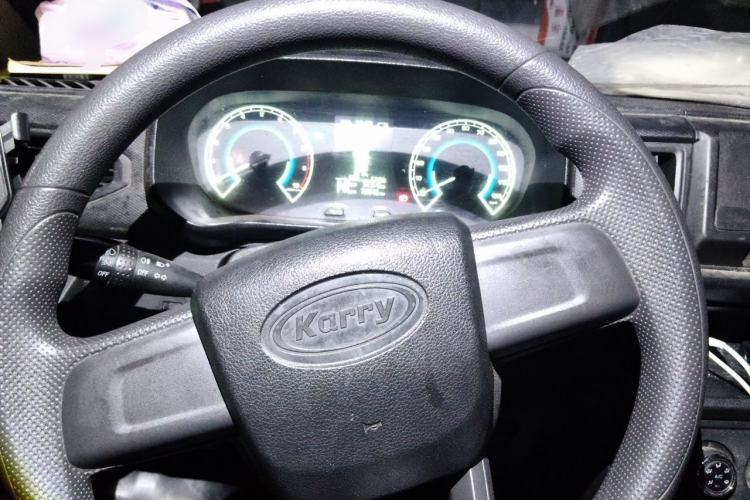 Used Karry Xiaoxiang EV 2023 Panel Van Luxury Version 55.7 kWh Steering Wheel