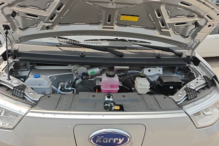 Used Karry Xiaoxiang X3 2024 245 km Pickup Engine Bay