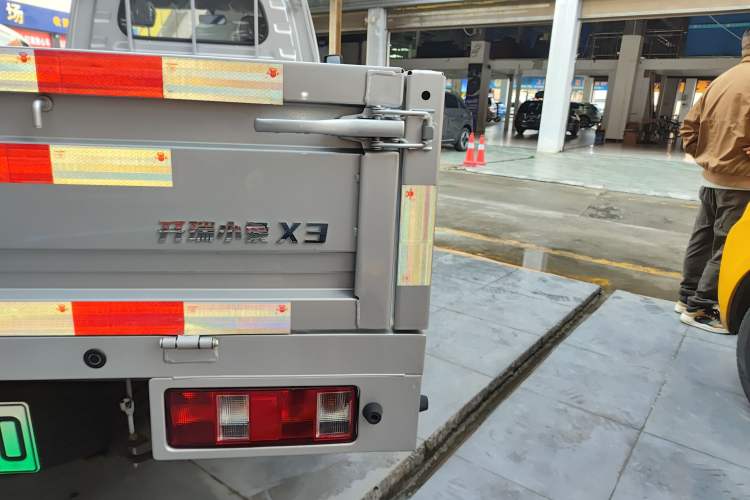 Used Karry Xiaoxiang X3 2024 245 km Pickup Exterior 3