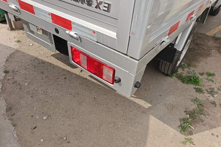Used Karry Xiaoxiang X3 2024 245 km Pickup Exterior 3