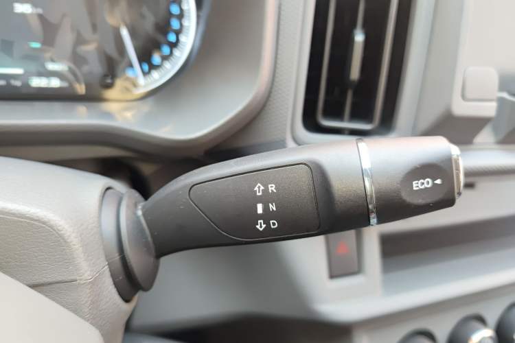Used Karry Xiaoxiang X3 2024 245 km Pickup Gear Lever